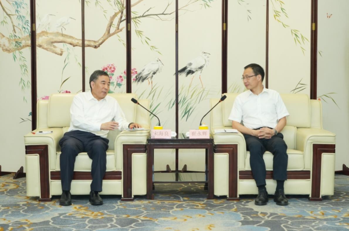 中國能建黨委書記、董事長宋海良與福建省委常委、廈門市委書記崔永輝會談