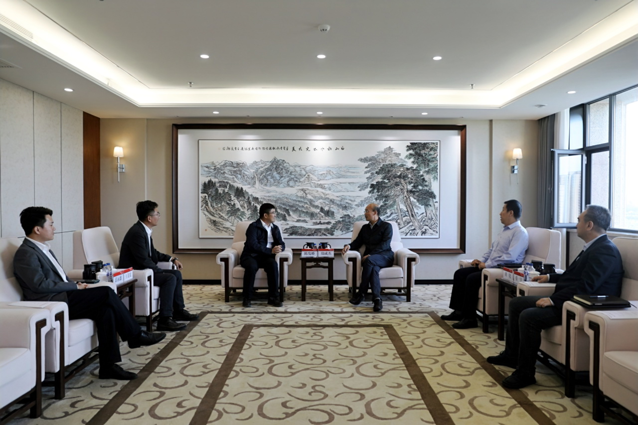 華電吉林公司總經(jīng)理鄭成杰會見明陽智能副總裁、HPM總經(jīng)理陳發(fā)橋一行