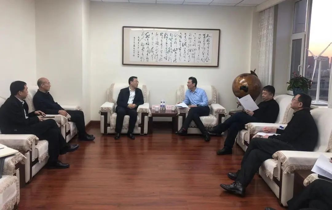 華電吉林公司黨委書記孫毅、黨委副書記鄭成杰拜會吉林省能源局黨組書記、局長趙彥峰
