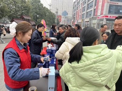 貴州遵義正安供電局：供電送祝福，情暖返鄉(xiāng)路