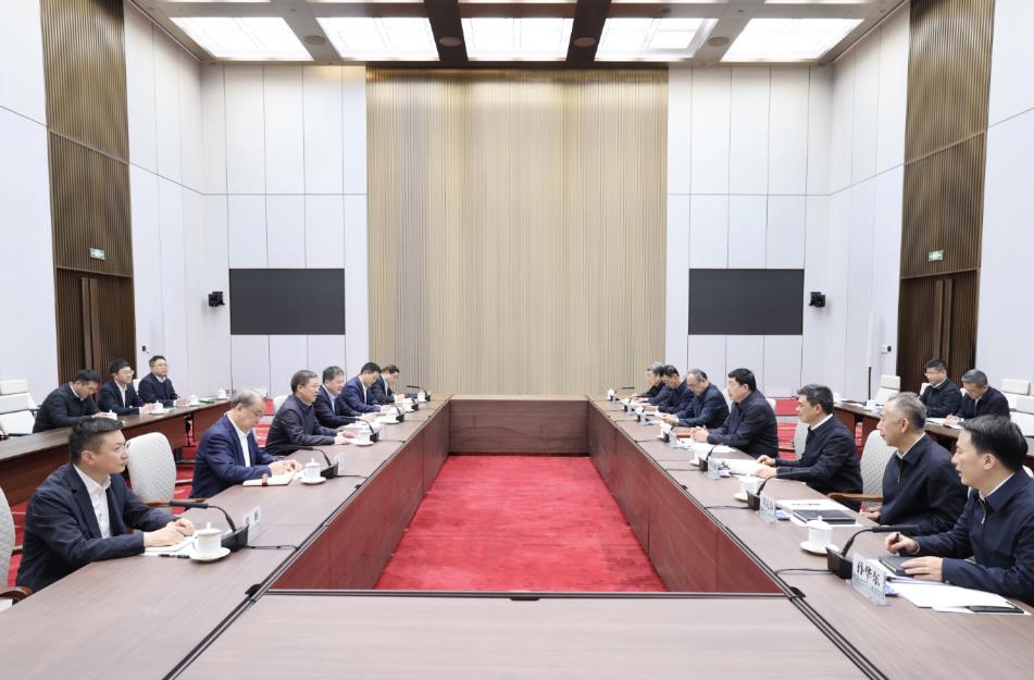 中國電氣裝備董事長李洪鳳、總經(jīng)理周群拜訪國家電網(wǎng)公司董事長張智剛、總經(jīng)理龐驍剛