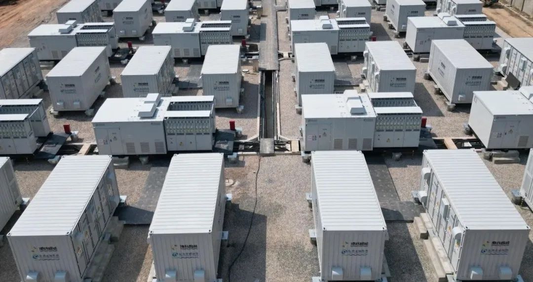 西南地區(qū)首座大規(guī)?；旌闲蛢?chǔ)能電站投運(yùn)!